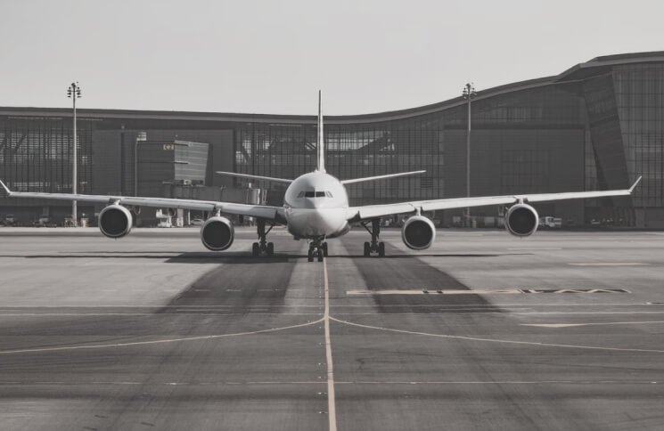 Reliable Toronto to Pearson Airport taxi service for business travel